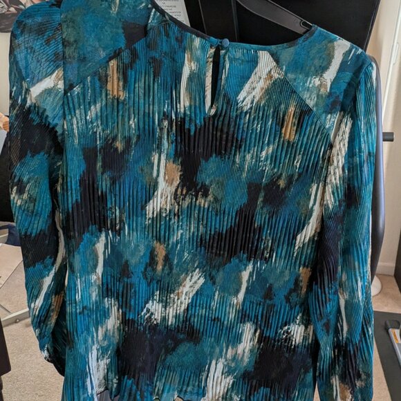 Calvin Klein Print Crew Neck Accordion Pleated Top (1X Plus) Brand New! - Picture 4 of 6